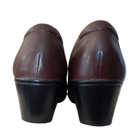 2/20 Clarks Bendables Womens Wish Trance Brown Leather Clogs Booties Shoes - Picture 3 of 9
